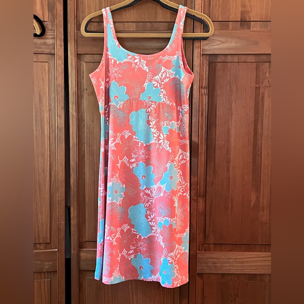 Women’s Columbia Omni heat dress. Size Medium